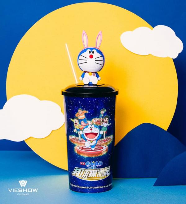 台灣戲院獨家發售多啦A夢電影精品 多啦A夢月兔造型爆谷桶、汽水杯
