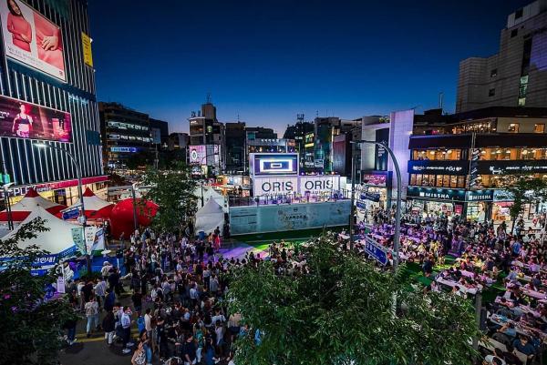 首爾新村夏日年度盛事即將開幕 集啤酒／美食／音樂的週末狂歡！