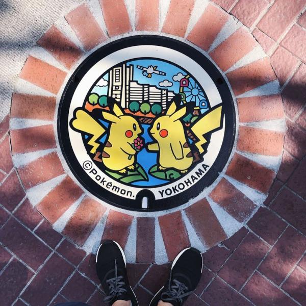 比卡超主題渠蓋8月登陸橫濱 「兩隻比卡超互相對望」等5款可愛款式