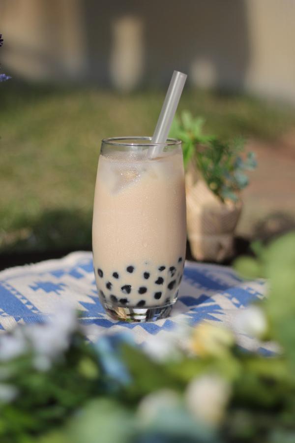 越南男子珍珠奶茶當飯吃致持續20日腹痛 腸內發現大量未能消化黑色殘渣！