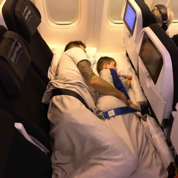 紐西蘭航空經濟艙空中梳化Skycouch打造舒適空間 Blogger實測狂吸3.6萬人讚好