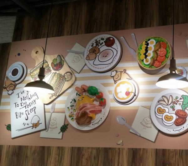 台灣蛋黃哥主題餐廳 任玩兩層高滑梯/數字油畫