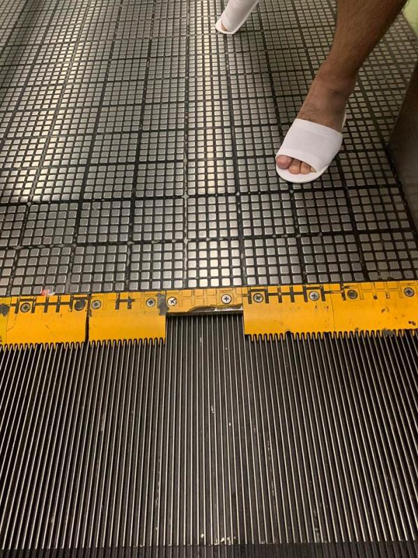 泰國機場扶手電梯疑欠維修 緊吸旅客膠鞋險絞爛腳
