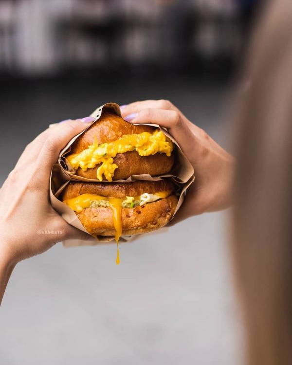 美國人氣蛋料理店「Eggslut」登陸東京新宿 必食超厚滑蛋漢堡/半熟蛋薯蓉
