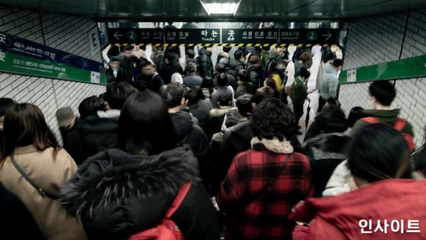 首爾地鐵虧損每乘客虧35% 明年或加價4成！