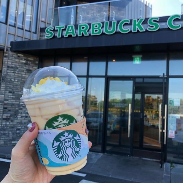 濟州Starbucks限定產品 番薯拿鐵／黑芝麻星冰樂！