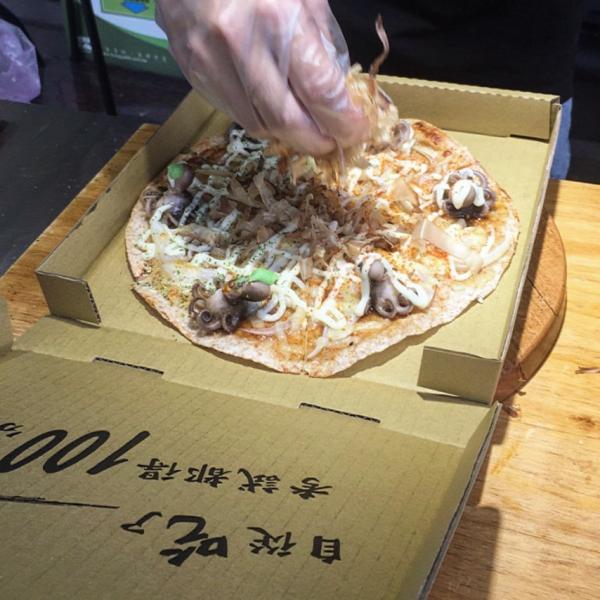 台灣親民價Pizza專門店 原隻龍蝦/麻糬煉奶芝士