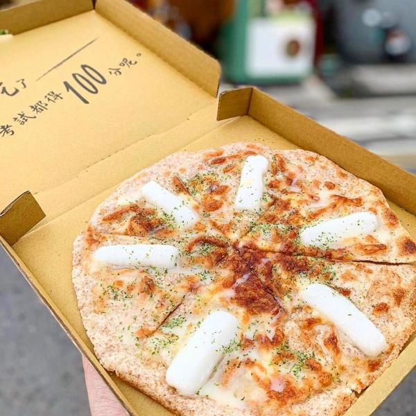 台灣親民價Pizza專門店 原隻龍蝦/麻糬煉奶芝士