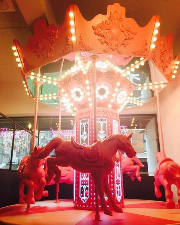 首爾江南親子餐廳推介 迷你旋轉木馬/波波池遊戲室/大型跳彈床