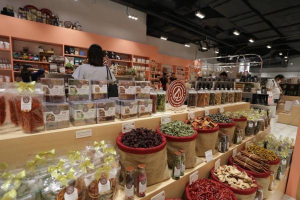 曼谷新商場Samyan Mitrtown開幕 超過100間食肆店舖、24小時Big C超市