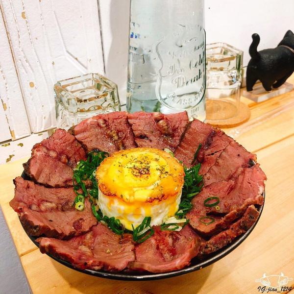 台灣慢煮熔岩肉丼飯 鮮嫩薄切肉鋪滿大碗啖啖肉