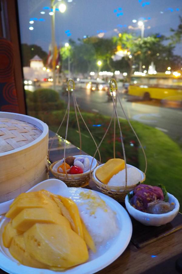曼谷推美食觀光巴士遊 嘆住冷氣睇景/食米芝蓮泰菜
