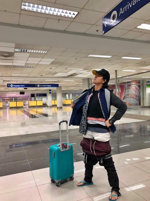 菲律賓女奇招避行李超重 即場穿2.5kg衣服上身順利登機