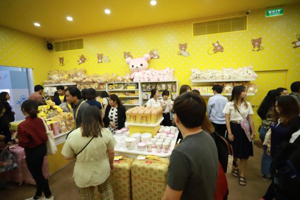 曼谷商場期間限定鬆弛熊展覽 多個打卡位、限定精品、得意造型甜品！