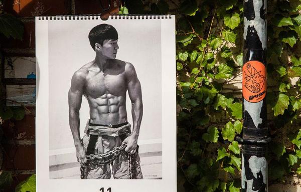 韓國推「爆肌」消防員公益月曆 猛男OPPA陪你過2020！