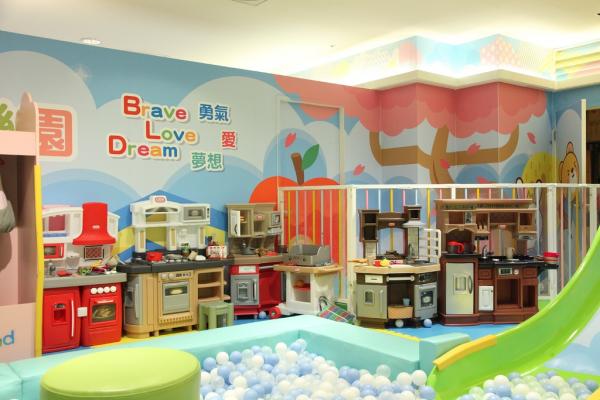 台灣室內親子景點「遊戲愛樂園」 大型波波池/魔法氣球屋/DIY手作體驗
