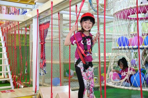 台灣室內親子樂園「湯姆熊歡樂世界」 勇闖兩層高歷奇遊戲屋