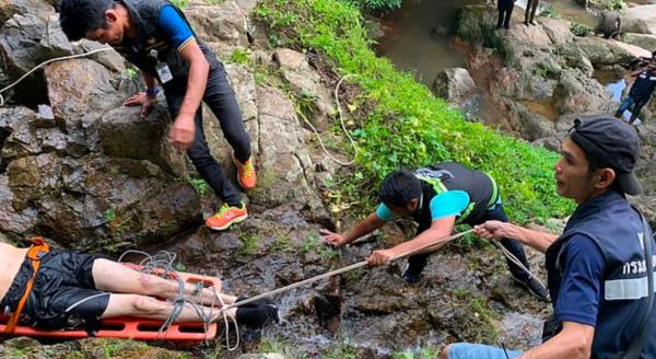 遊客去泰國旅行為自拍無視警告 失足墮80米高瀑布當場死亡