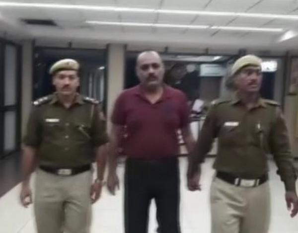 印度男持假證扮機師 免費坐頭等艙15次終被捕