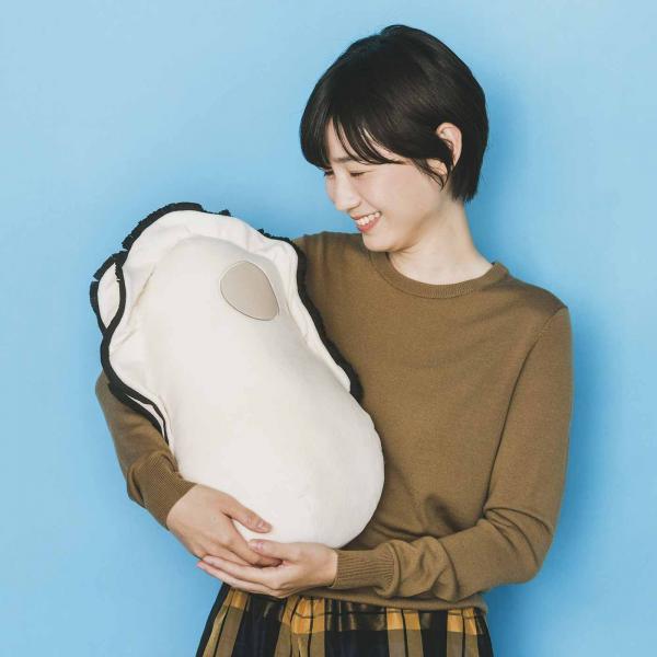 日本新推搞笑蠔攬枕、蠔鏡盒 肥美蠔肉軟綿綿好治癒！