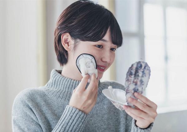 日本新推搞笑蠔攬枕、蠔鏡盒 肥美蠔肉軟綿綿好治癒！