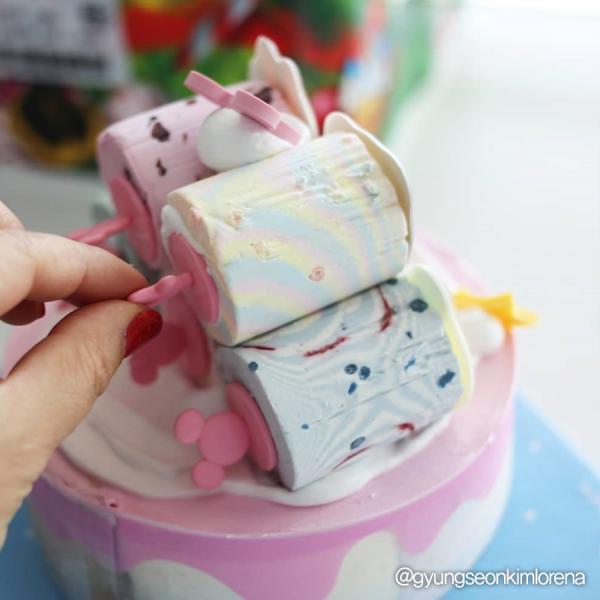 韓國雪糕店聯同人氣BB建厚宣傳新產品 米奇主題雪糕蛋糕+耳機！