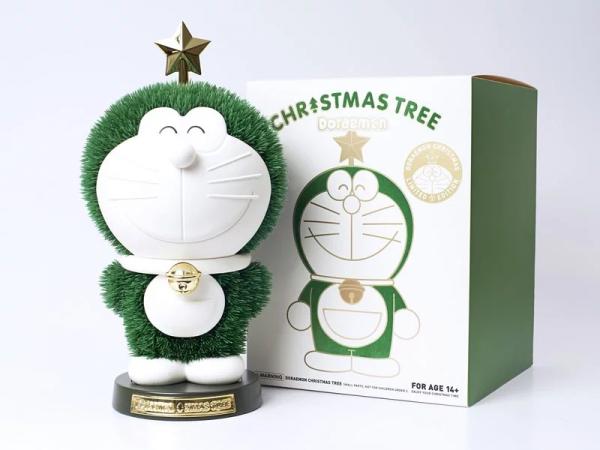 台灣推多啦A夢造型聖誕樹 親手插上人造草/雪白發光款 超吸睛！