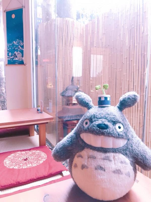 台灣龍貓日式主題餐廳 超可愛貓巴士/煤炭屎造型泡芙