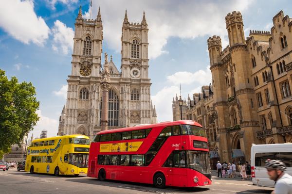 倫敦巴士2020年起加裝人造噪音 巴士聲響起有助交通意外減少
