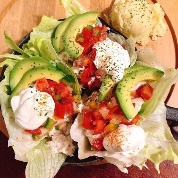 台北人氣MAMA’S 鐵鍋早午餐 藍莓乳酪芝士三文治/特色芝士捲餅