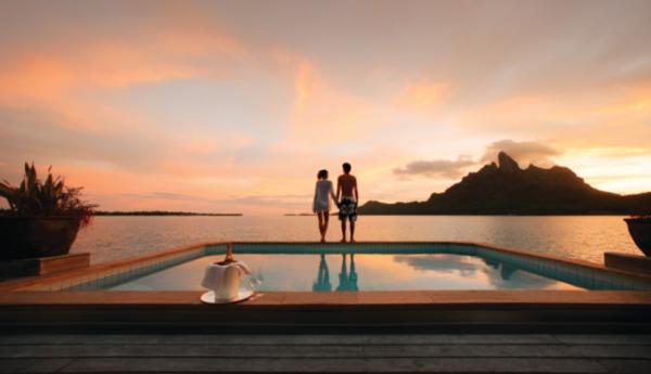 2020年最佳蜜月旅行地排名 峇里島、希臘聖托里尼、大溪地打入10大