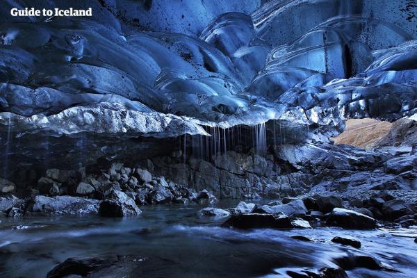 冰島冬季必去景點藍冰洞懶人包