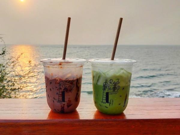 泰國夢幻純白色燈塔Cafe 180度飽覽迷人日落海景