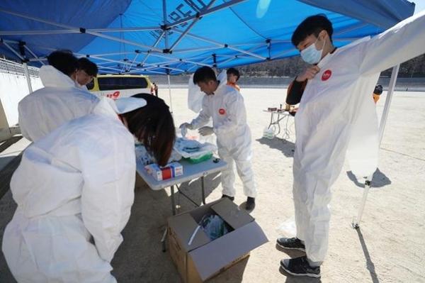 南韓患者送院後才告知肺炎病徵 致過百名消防救護被迫隔離！