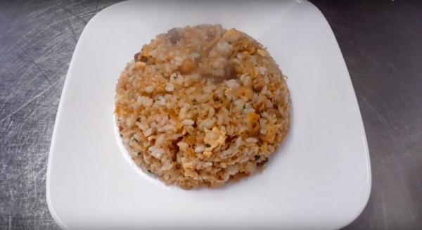 日本網民5大爆紅懶人料理 KFC炸雞焗飯/杯麵炒飯/布甸法式多士