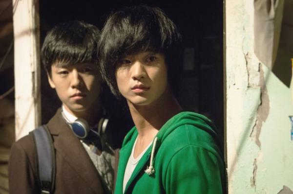 5套人氣南北韓題材影視作品推薦 《愛的迫降》、《異鄉人醫生》、《白頭山：半島浩劫》套套爆紅