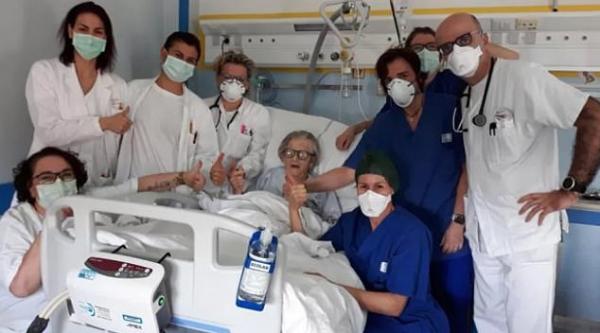 意大利95歲確診婆婆康復出院 頑強意志力成醫護人員的驕傲