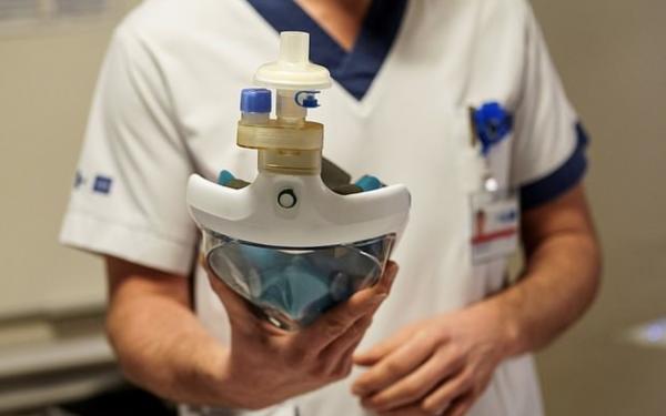 醫生改裝迪卡儂浮潛面罩作呼吸器 研發成功或可減低急症室供應緊張
