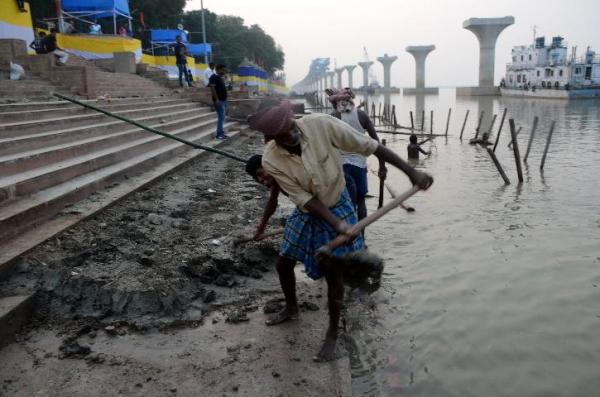印度封城恆河回復清澈 河水可直接飲用