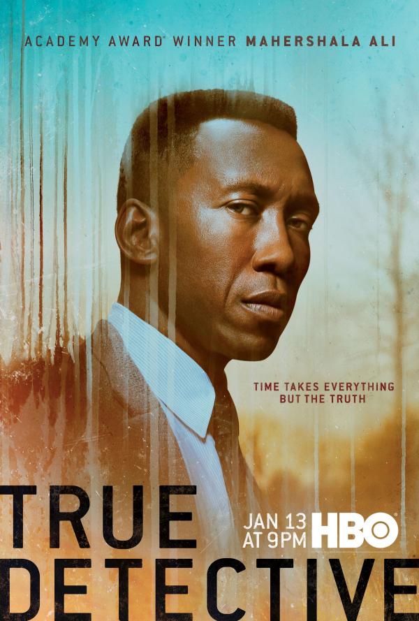 《刑警雙雄》（True Detective）｜IMDB：9.1/10 美國犯罪單元電視劇，透過一宗橫跨17年的連環殺手案件，講述兩個警察之間合作偵破罪案的故事，1995年他們以為找到兇手順利完成案件，