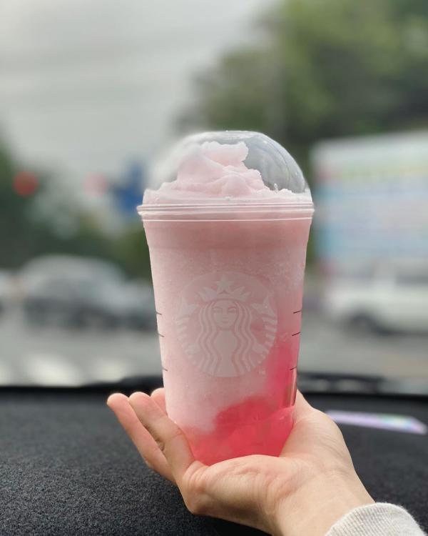 韓國Starbucks夏日限定打卡飲品 漸層粉紅蜜桃特飲！