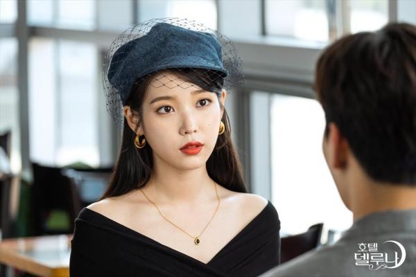 最佳女主角提名：IU（李知恩）tvN《德魯納酒店》