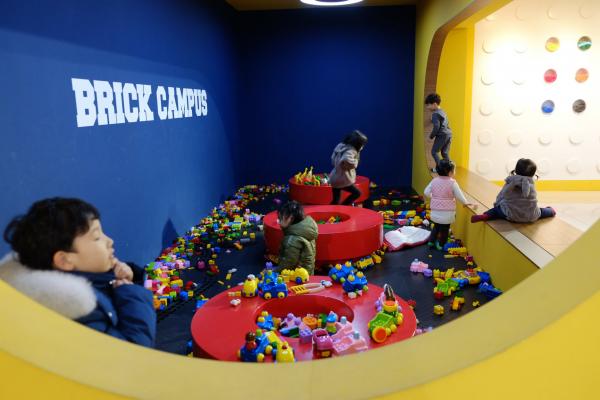 濟州全球首家積木博物館 巨型積木牆．LEGO漢堡包！