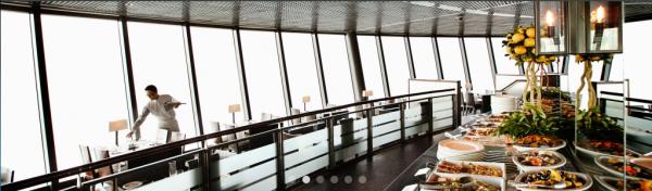 澳門旅遊塔「360°旋轉餐廳」自助餐 
