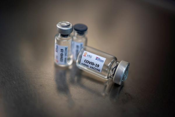 美國新冠疫苗進入最後階段試驗 3萬人臨床測試望明年1月供3億劑疫苗