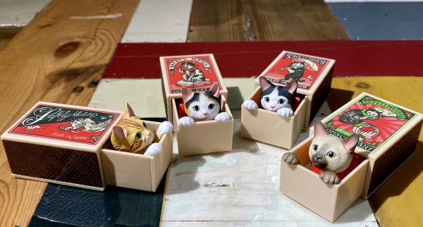 日本最新火柴盒貓扭蛋 打開盒貓咪探頭而出超得意