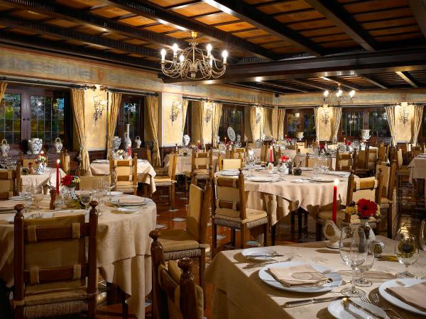 香港帝苑酒店（The Royal Garden Hotel）【住宿體驗套票優惠】Sabatini高級意大利餐廳