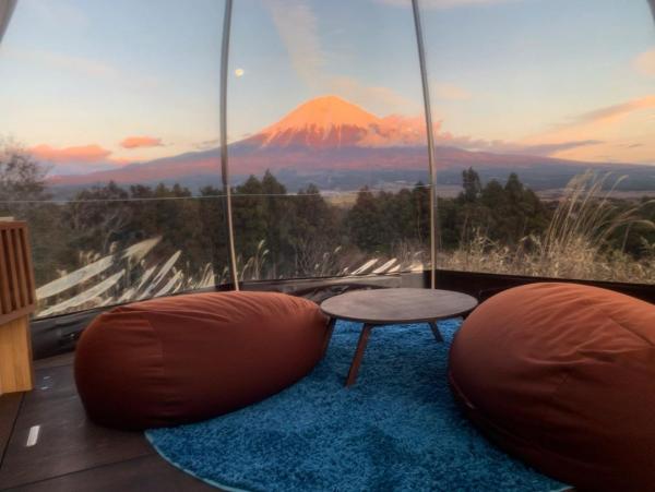 富士山日月俱樂部 透明圓頂帳篷內部