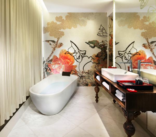 香港10大旅行feel打卡酒店推介 問月酒店 (Mira Moon) 特色﹕中式古典風 / 玉兔&月亮元素 獨立浴缸