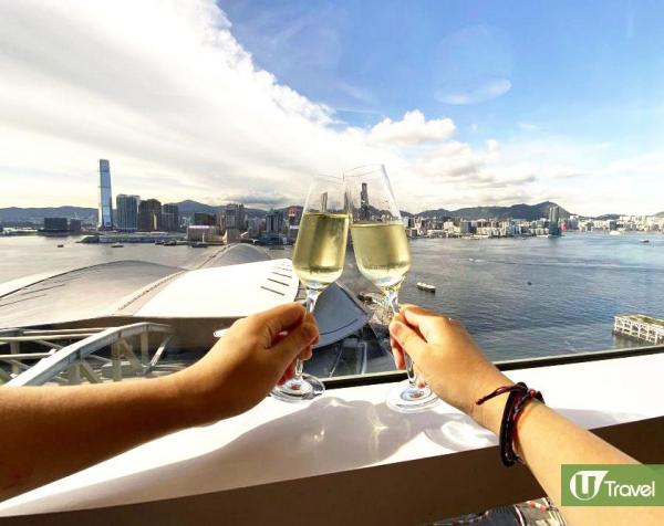 香港萬麗海景酒店（Renaissance Harbour View Hotel Hong Kong）【浪漫假期住宿優惠 (Romantic Celebration Package)】汽泡酒